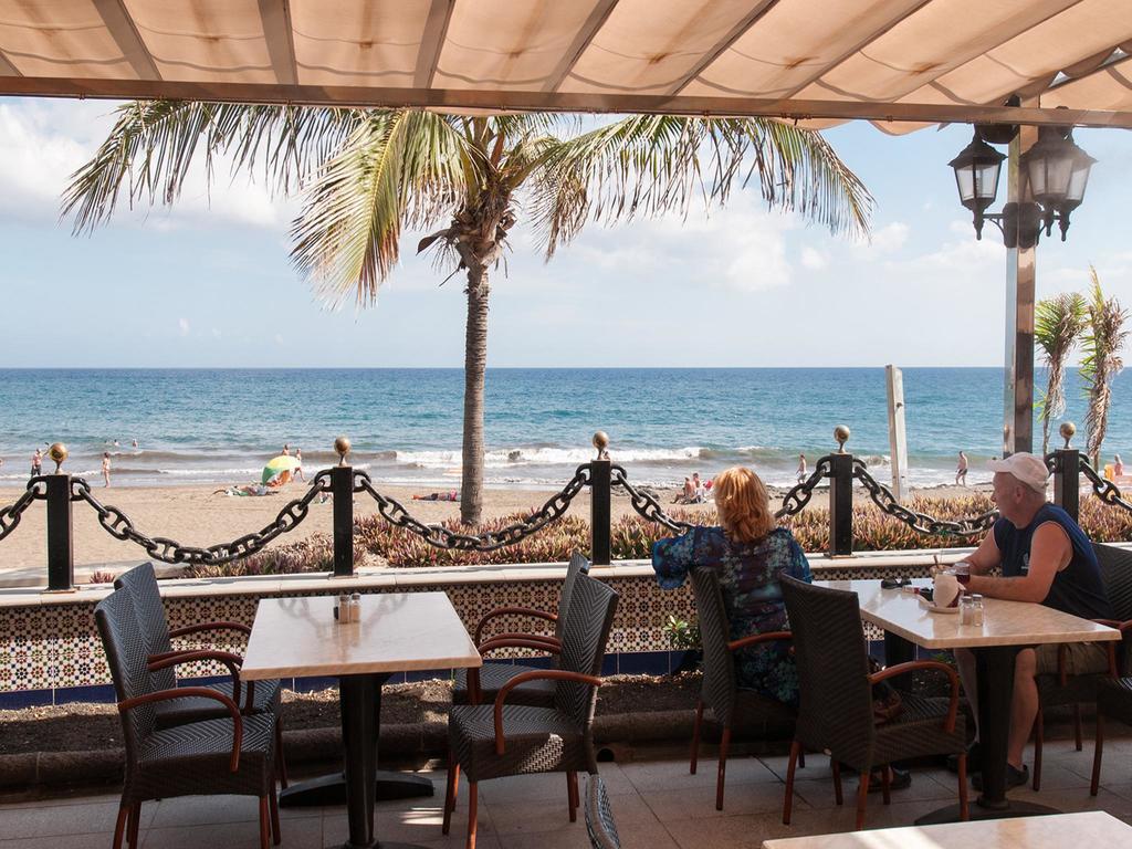 Beach House Adelfas San Agustin Mci Екстериор снимка
