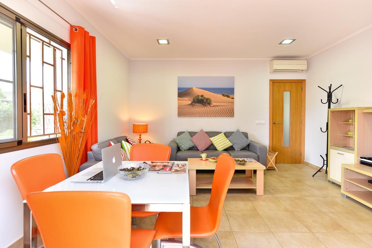 Beach House Adelfas San Agustin Mci Екстериор снимка