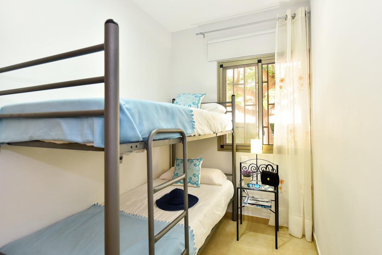 Beach House Adelfas San Agustin Mci Екстериор снимка